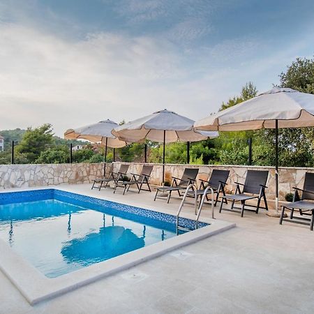Luxury Apartments Alkar With Swimming Pool Razanj Exterior photo